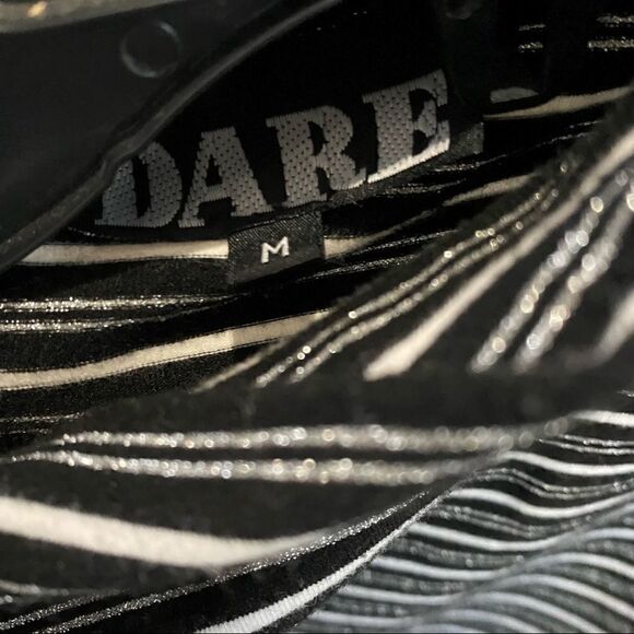 Vintage Dare Cropped Mock Neck Striped Tank Top - Picture 5 of 5